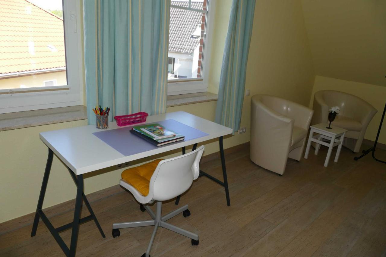 Haus Am Deich Feriendomizil Mit Balkon Daire Baabe Dış mekan fotoğraf